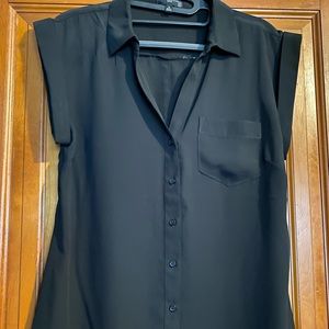 The Limited v-neck button down blouse, short sleeve, black, size medium petite